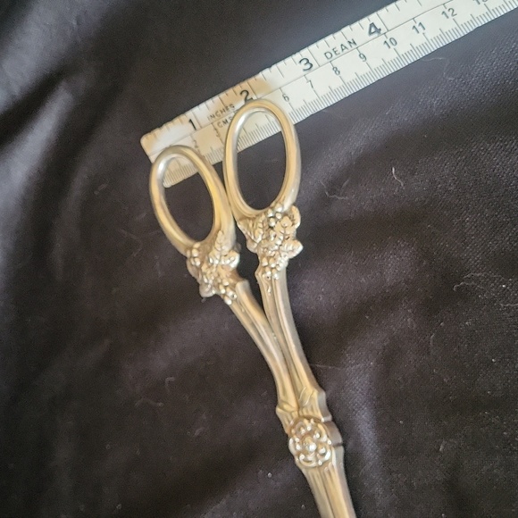 Vintage Antique Sterling Silver Fruit Scissors - Picture 3 of 6